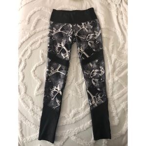 Mondetta Pattern Active Fitted Leggings Size Small